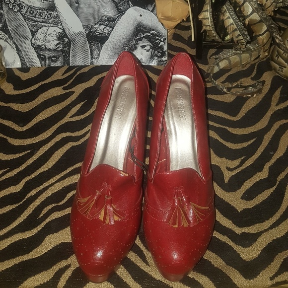 Platform heels - Picture 2 of 4